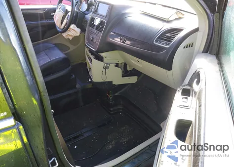 2014 Chrysler Town & Country Touring from USA, damaged, VIN 2C7WC1BG2ER221634